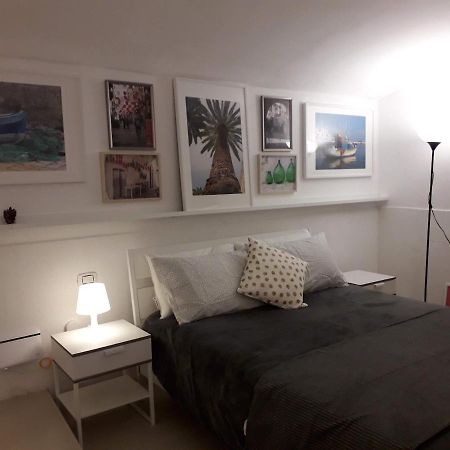 Cattaro Street - Apartment Near The Sea バーリ エクステリア 写真