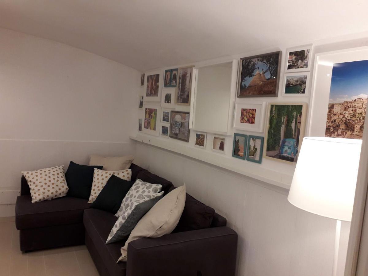 Cattaro Street - Apartment Near The Sea バーリ エクステリア 写真