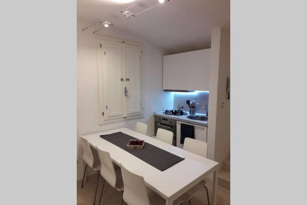Cattaro Street - Apartment Near The Sea バーリ エクステリア 写真